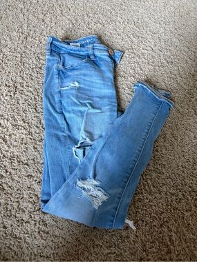 American Eagle Outfitters Light Blue Ripped Skinny Jeans